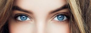 چشم رنگی آبی